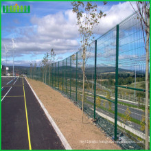 china supplier welded wire mesh fence panel